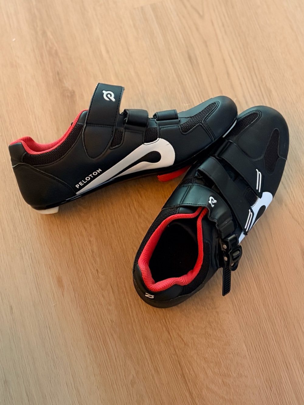PELOTON bike shoes size 43 men’s 10